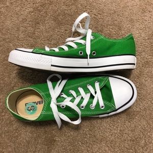 Unisex Green All-Star Converse!!!!